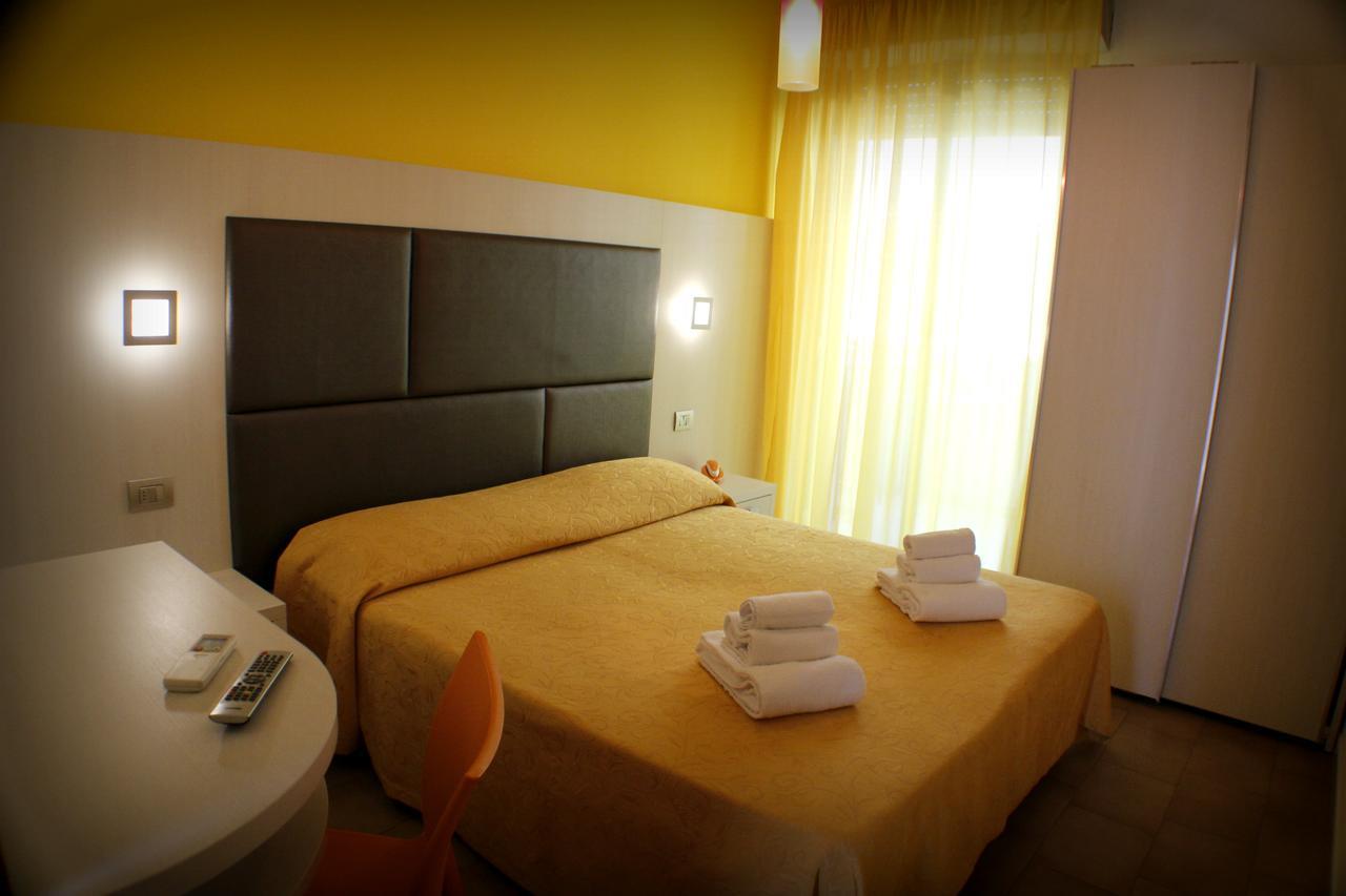 Hotel Adria Bellaria-Igea Marina Pokój zdjęcie